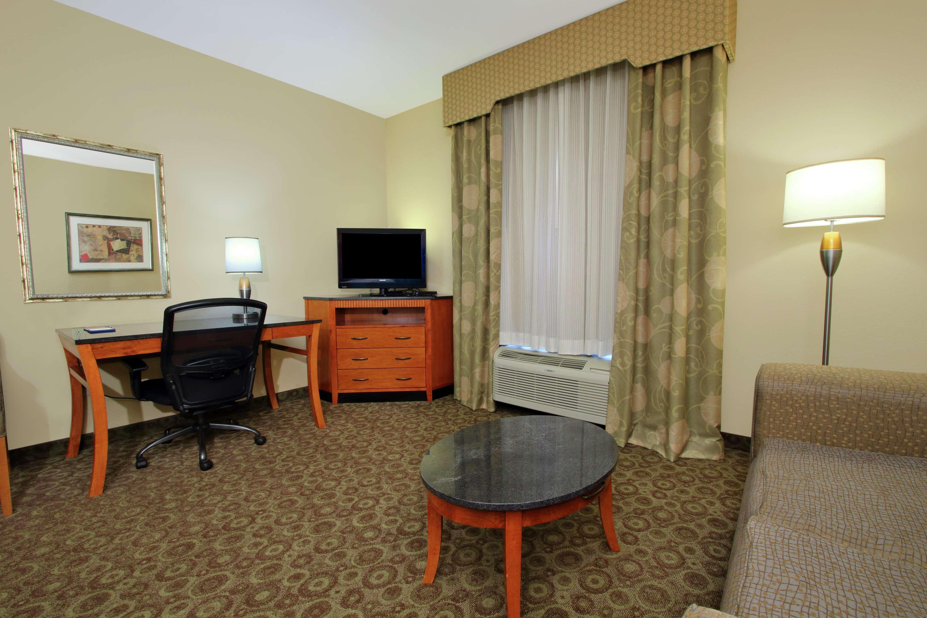 Hampton Inn & Suites Buffalo Экстерьер фото