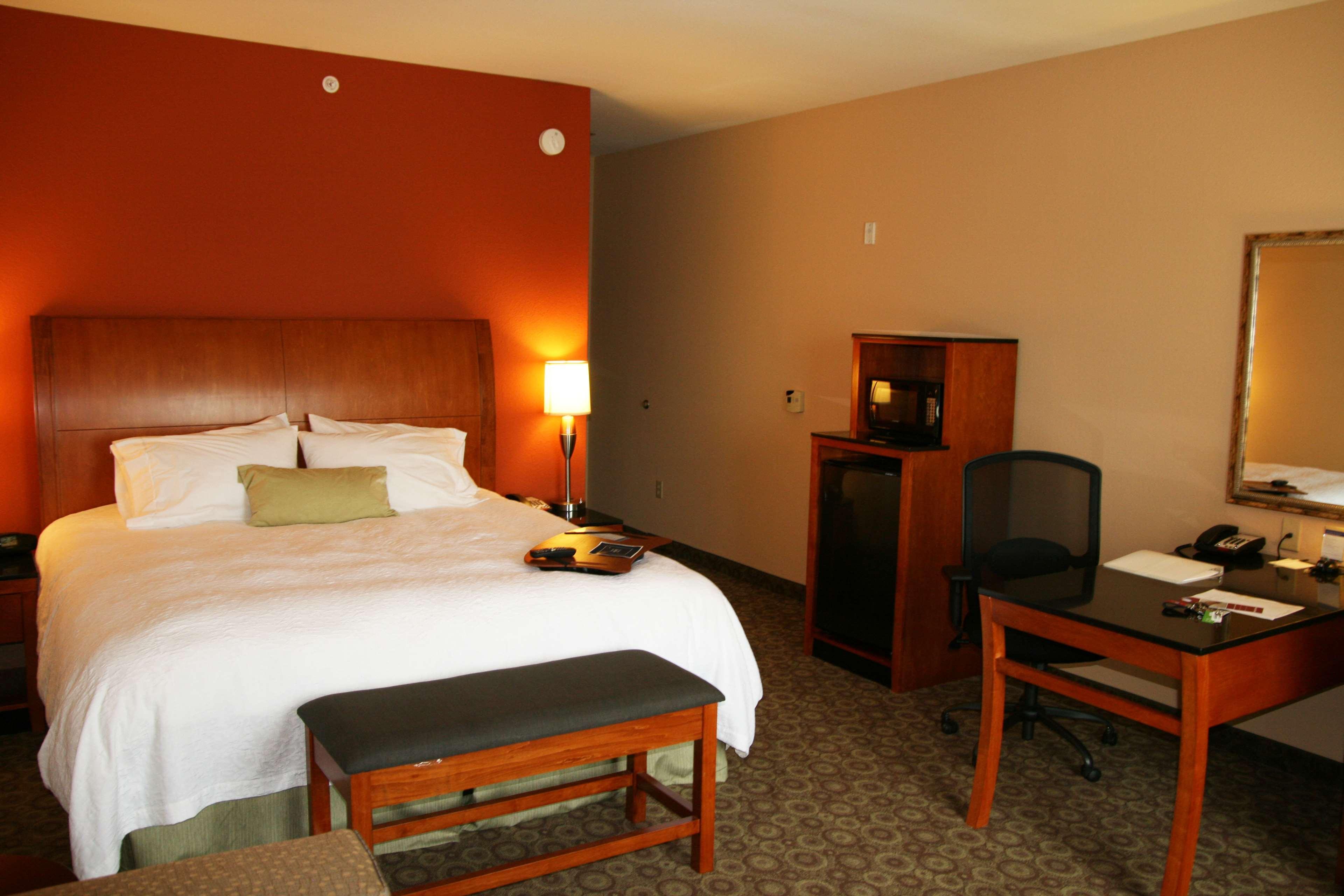 Hampton Inn & Suites Buffalo Номер фото