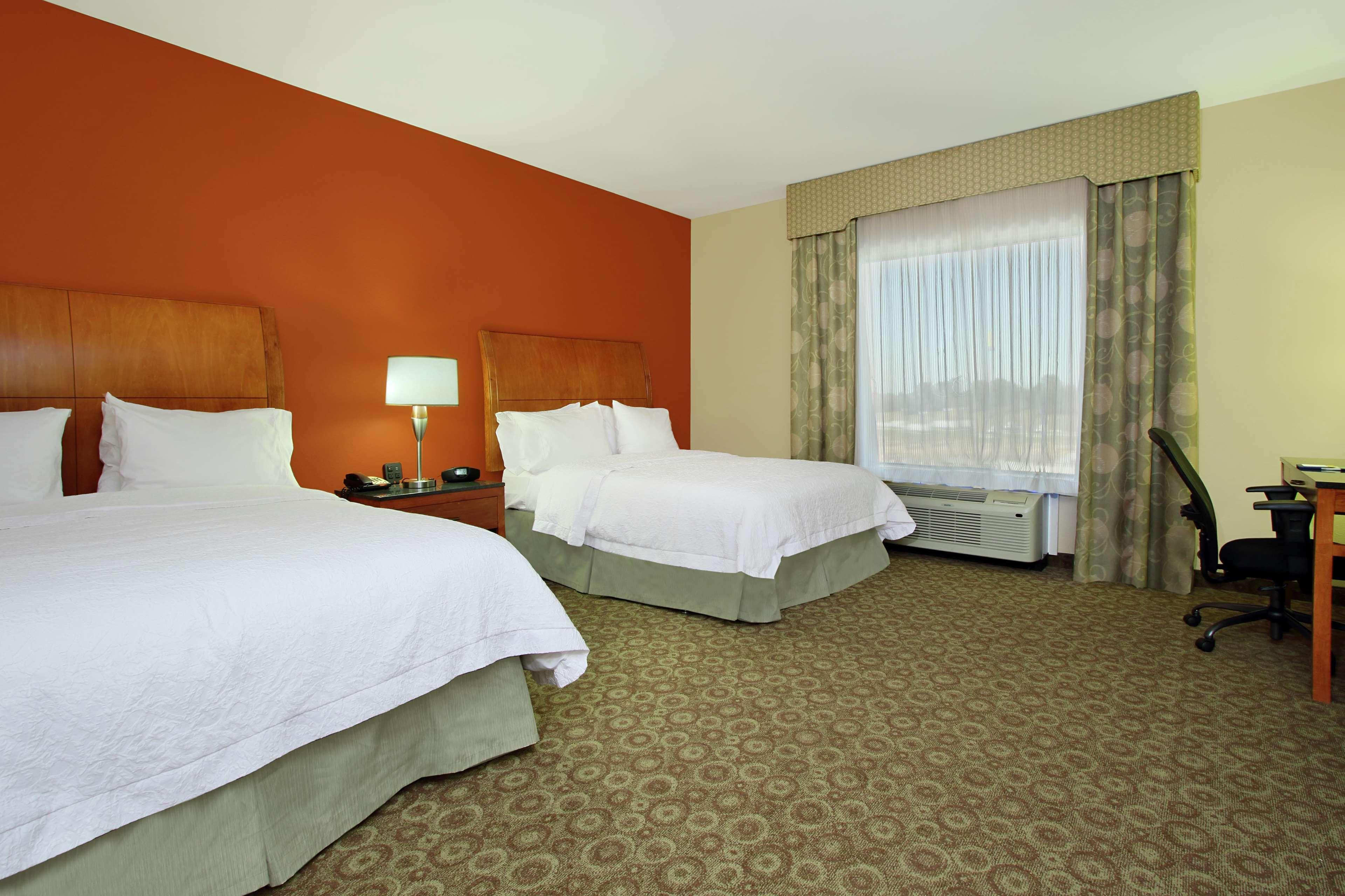Hampton Inn & Suites Buffalo Экстерьер фото